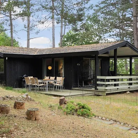 84326-ebeltoft-fuglekongevej-50 Semesterbostad *